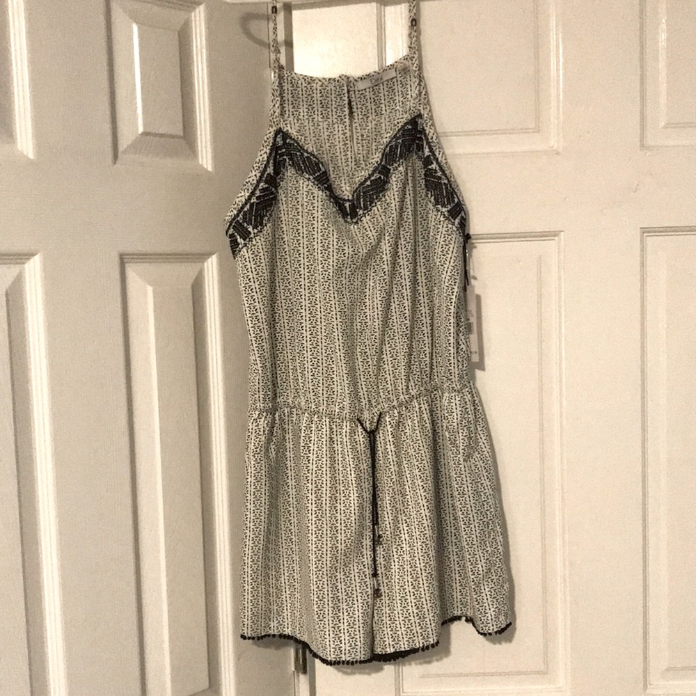 Very cute Dexclothing short jumper with pockets